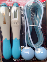 A skipping rope with electronic counting device, featuring blue and white handles and a rope, packaged for retail sale.