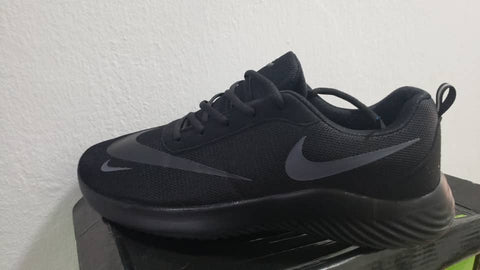 Shoes (Nike) Comfort - All Black